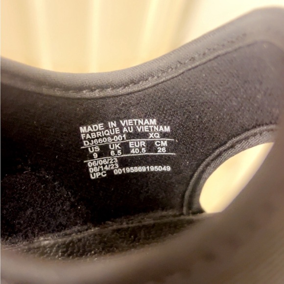 Nike Vista Sandals - Picture 7 of 7